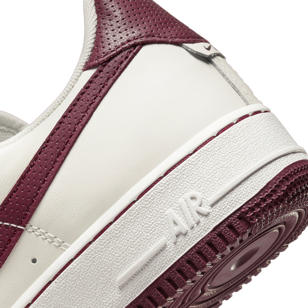 Sail Dark Beetroot Men's Nike Air Force 1 '07 Craft H218674