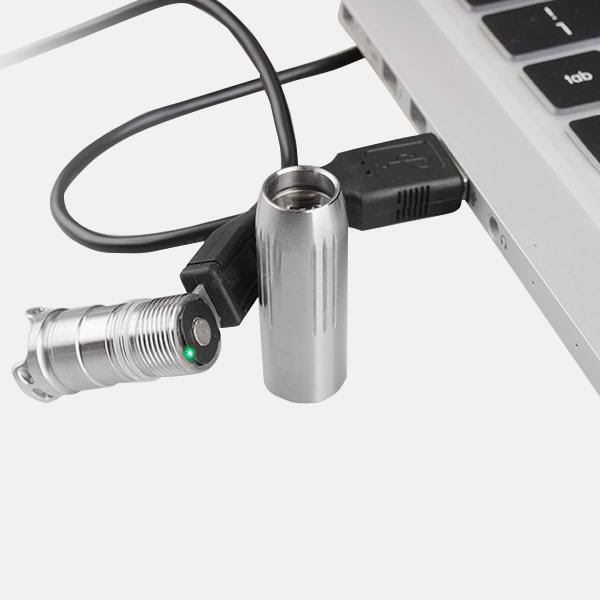 Titanium Mini Keychain Flashlight Y91310