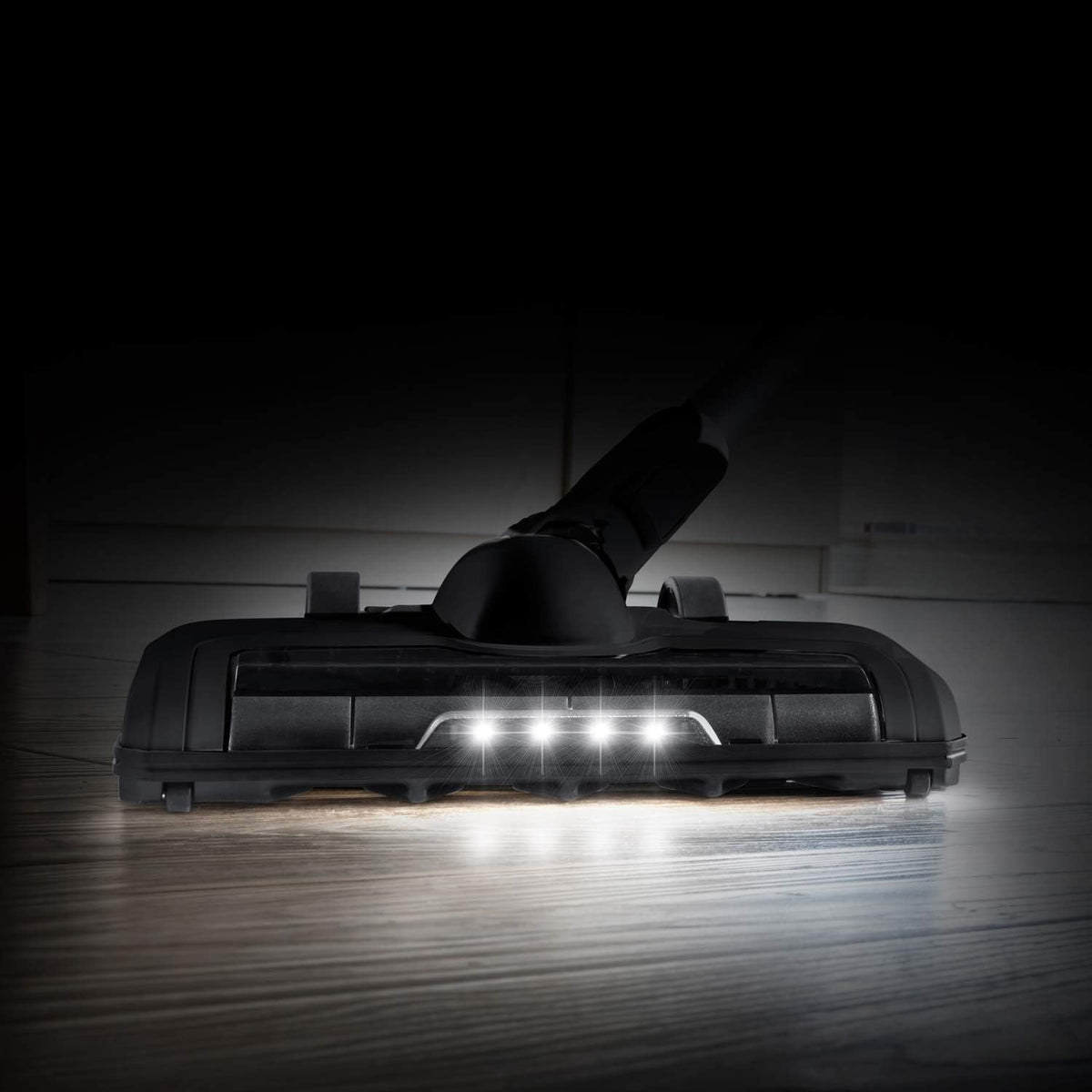 Red Cordless Stick Vacuum Cleaner K697