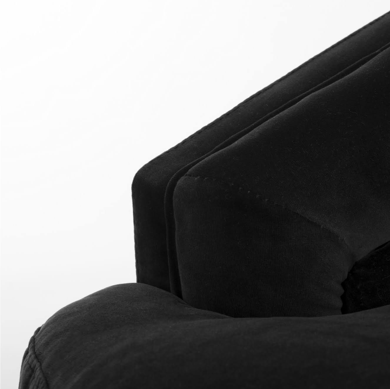 Swivel Club Chair C151