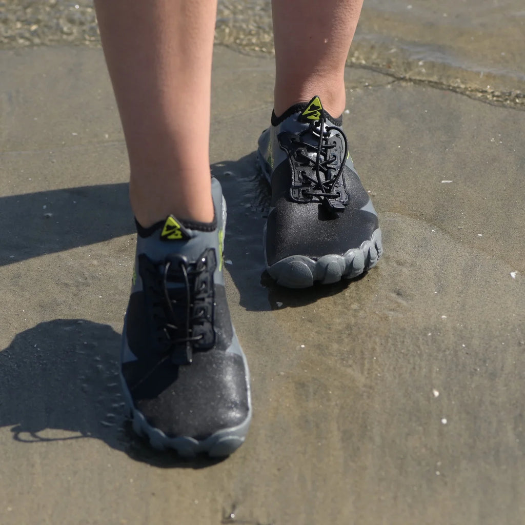 Neoprene Water Shoes with Rubber Sole I680883
