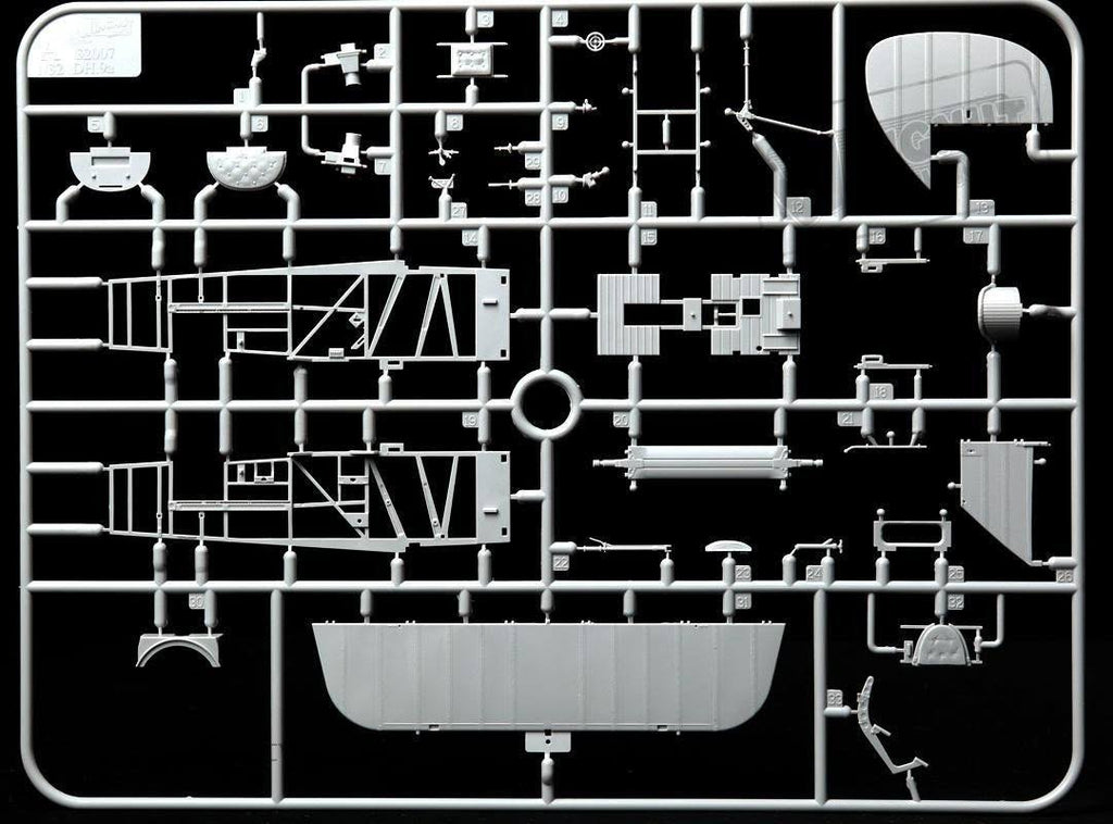 1/32 Scale Plastic Model Kit L203