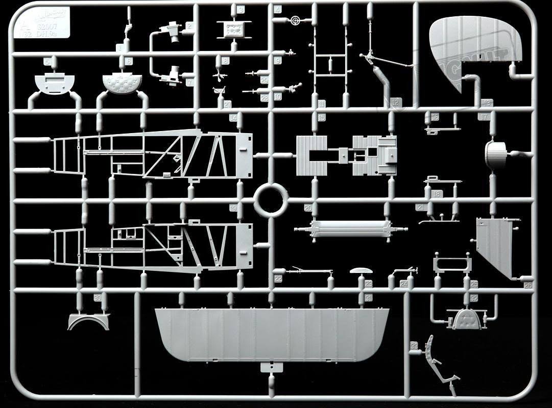 1/32 Scale Plastic Model Kit L203