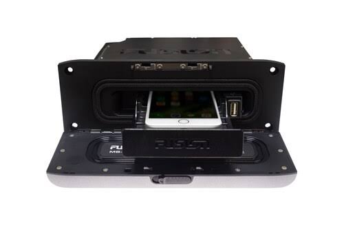 Marine Entertainment System with Wired Remote C81977