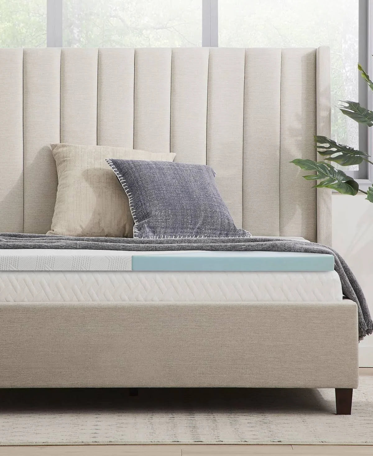 White California King Memory Foam Topper Z706936