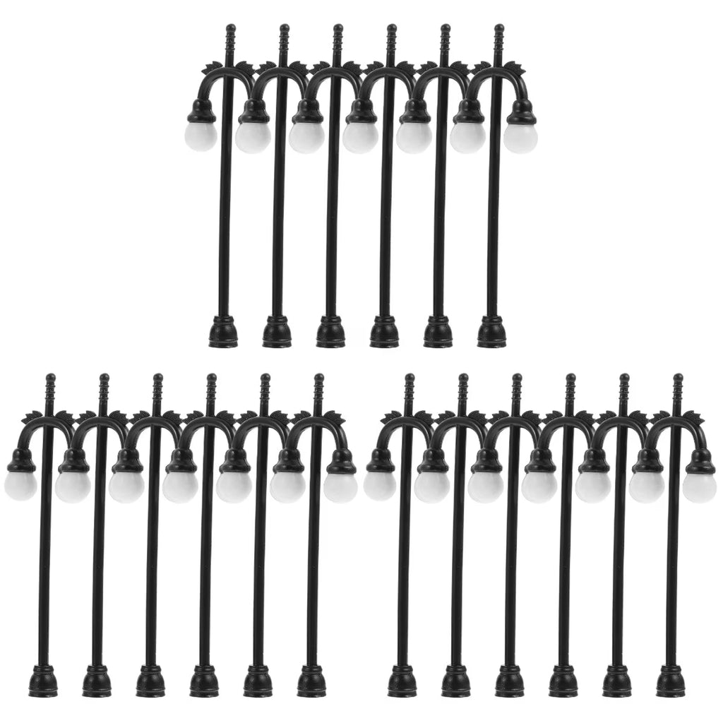 18 Pcs Mini Street Lamp Ornaments M480969