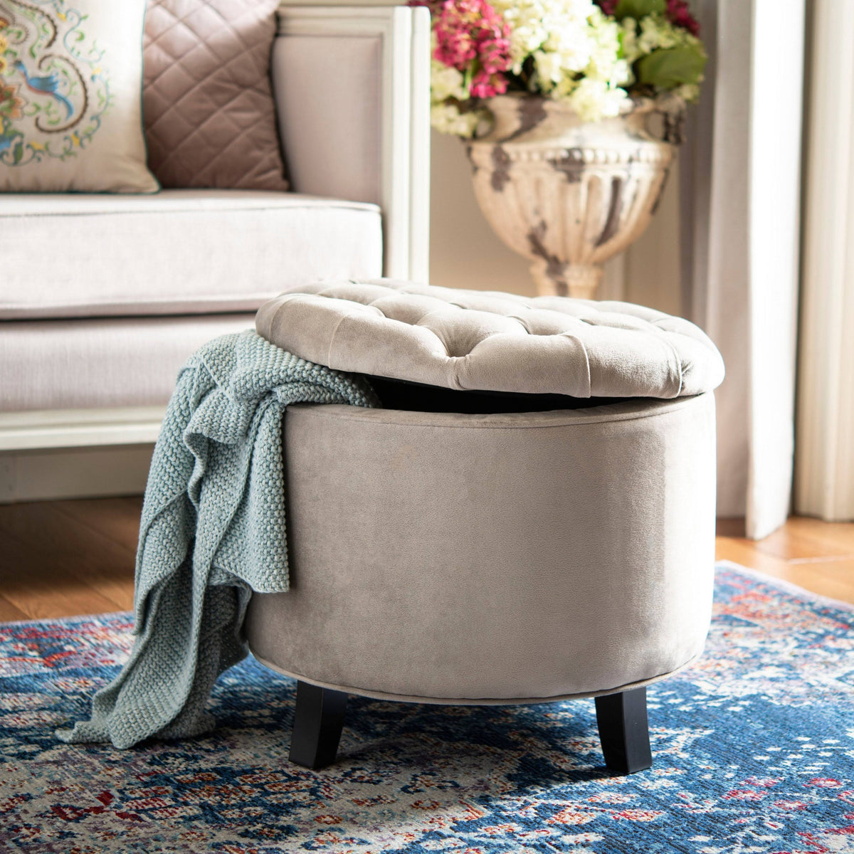 Tufted Storage Ottoman D6981