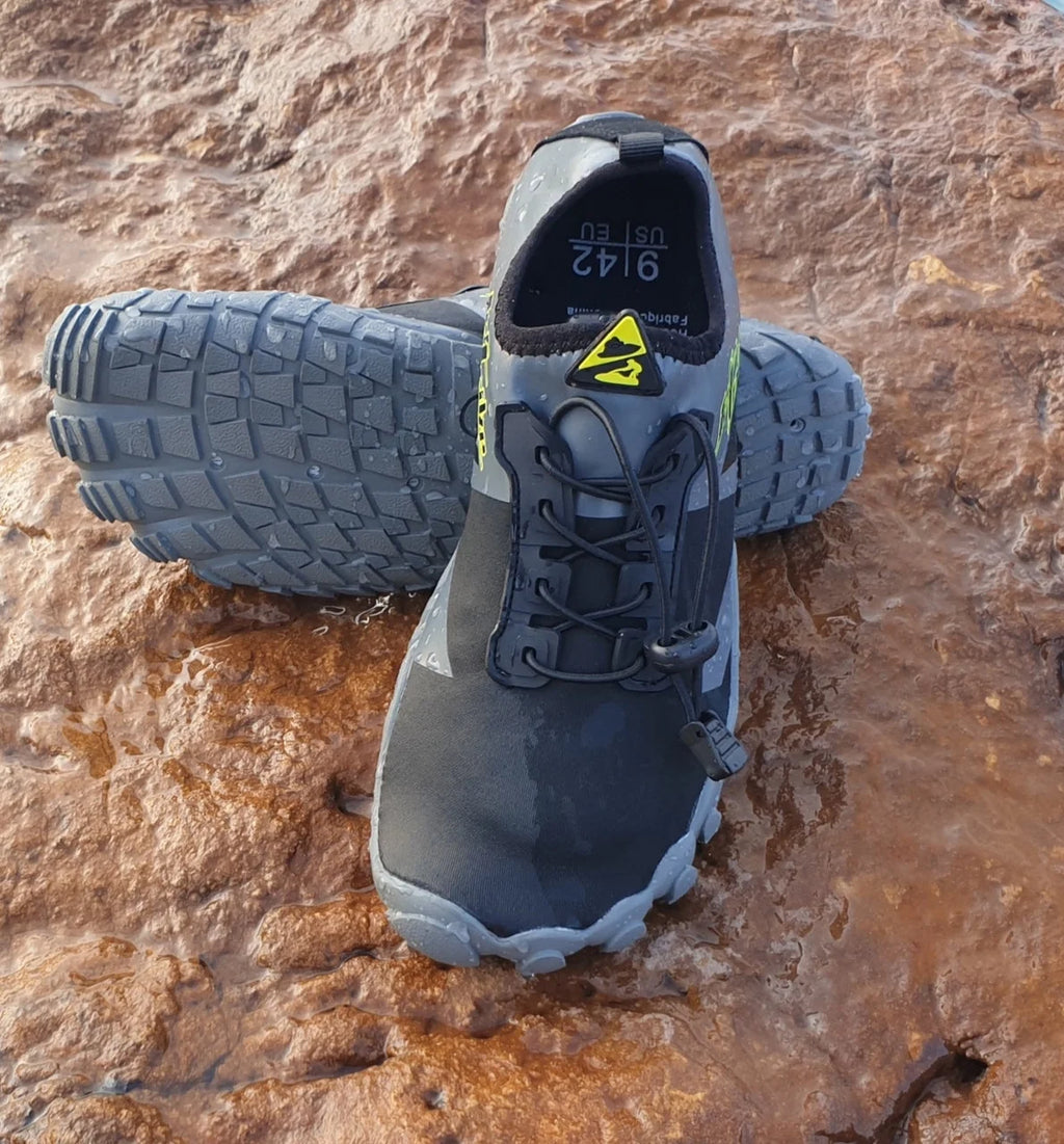 Neoprene Water Shoes with Rubber Sole I680883