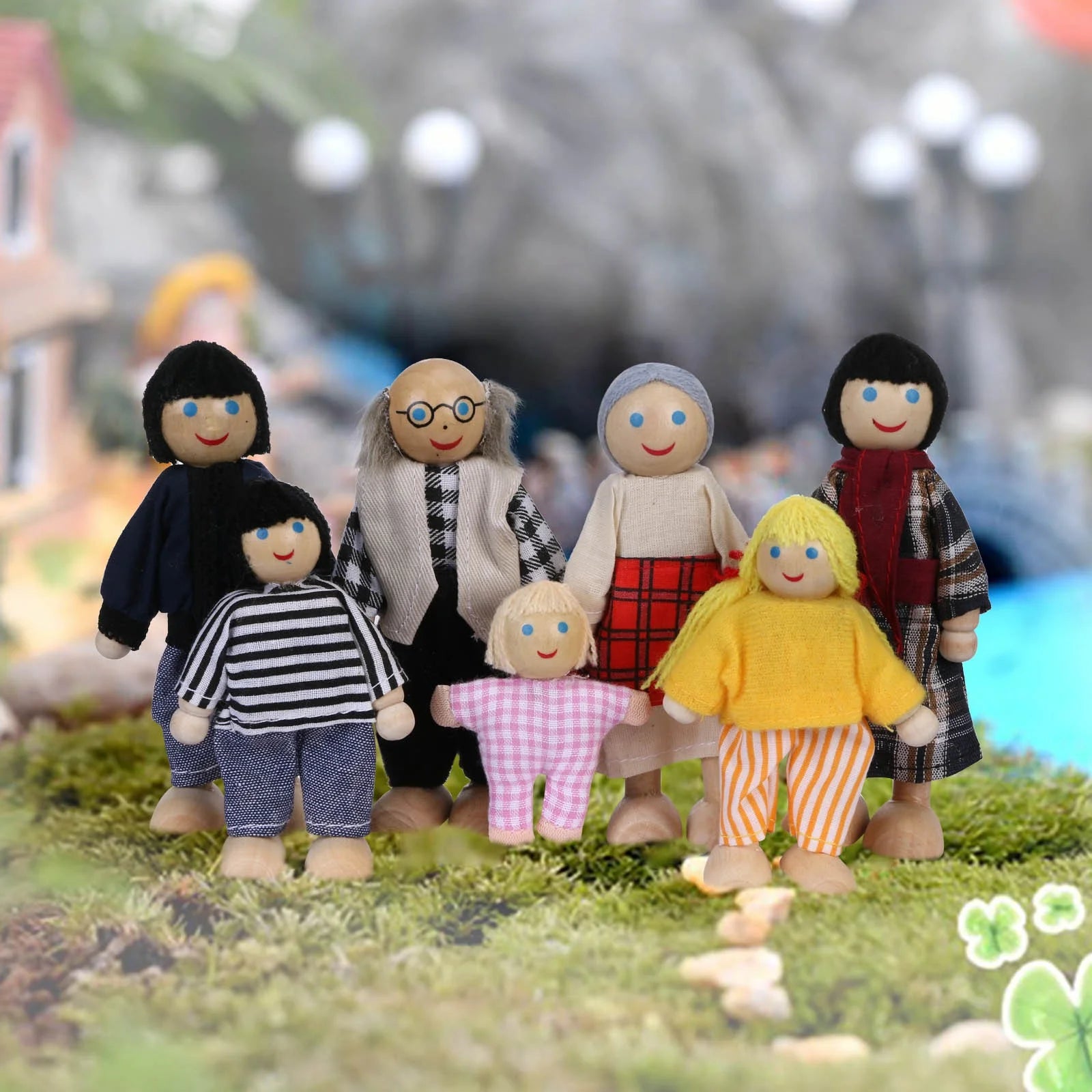 Wooden Dolls Family Playset Set of 7 Z5781