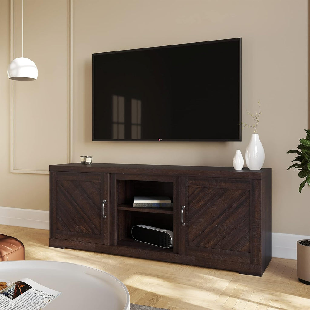 Gray Wash TV Stand with Two Shelves and Storage Cabinets U564