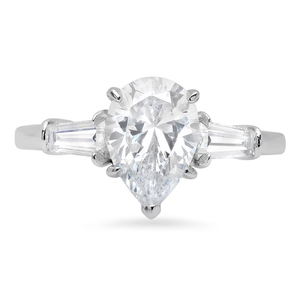 18K White Gold Three-Stone Diamond Engagement Ring D725861
