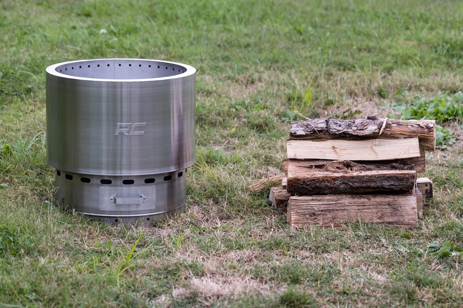 Stainless Steel Smokeless Fire Pit with Carry Bag K8108